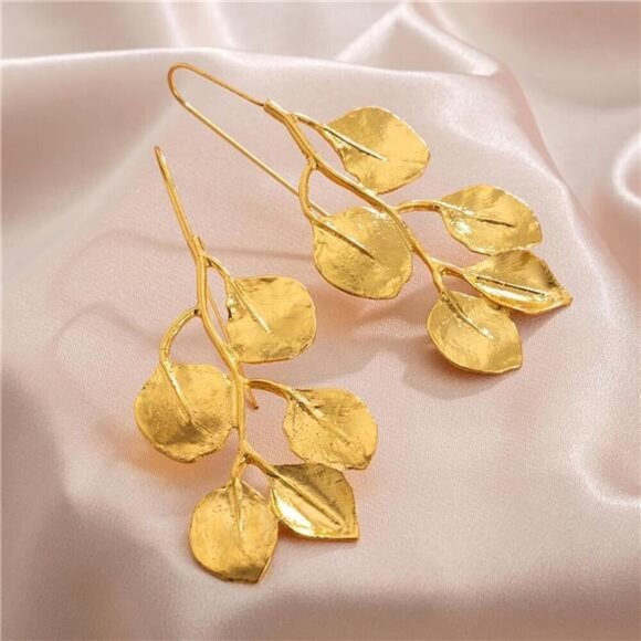 Gold Jewelry Sets for Women Necklace and Earring Set Dainty Big Floral motif - Picture 5 of 6